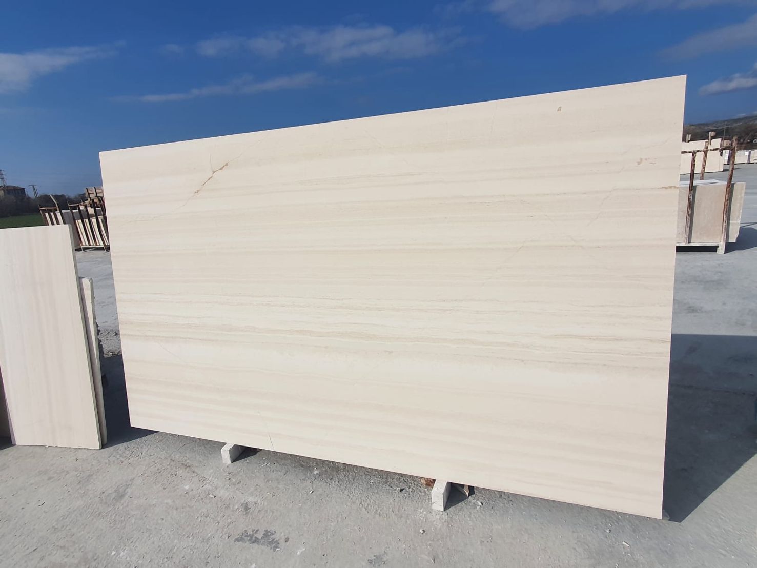 Image of Limestone Vein Cut